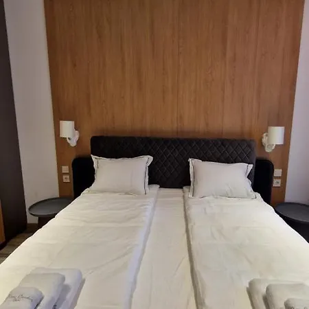 Apartman Fs - Family In The Center Of *