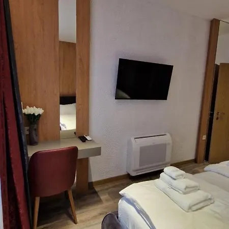 Fs Varna Central Deluxe 2-Bedroom Suite Near Sea Garden * Varna